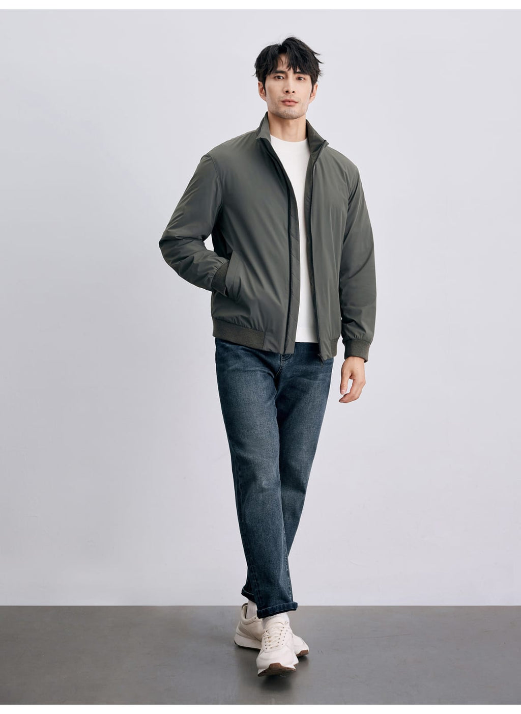 MEN’S LIGHTWEIGHT HIGH-COLLAR BOMBER JACKET CASUAL ZIP-UP OUTERWEAR