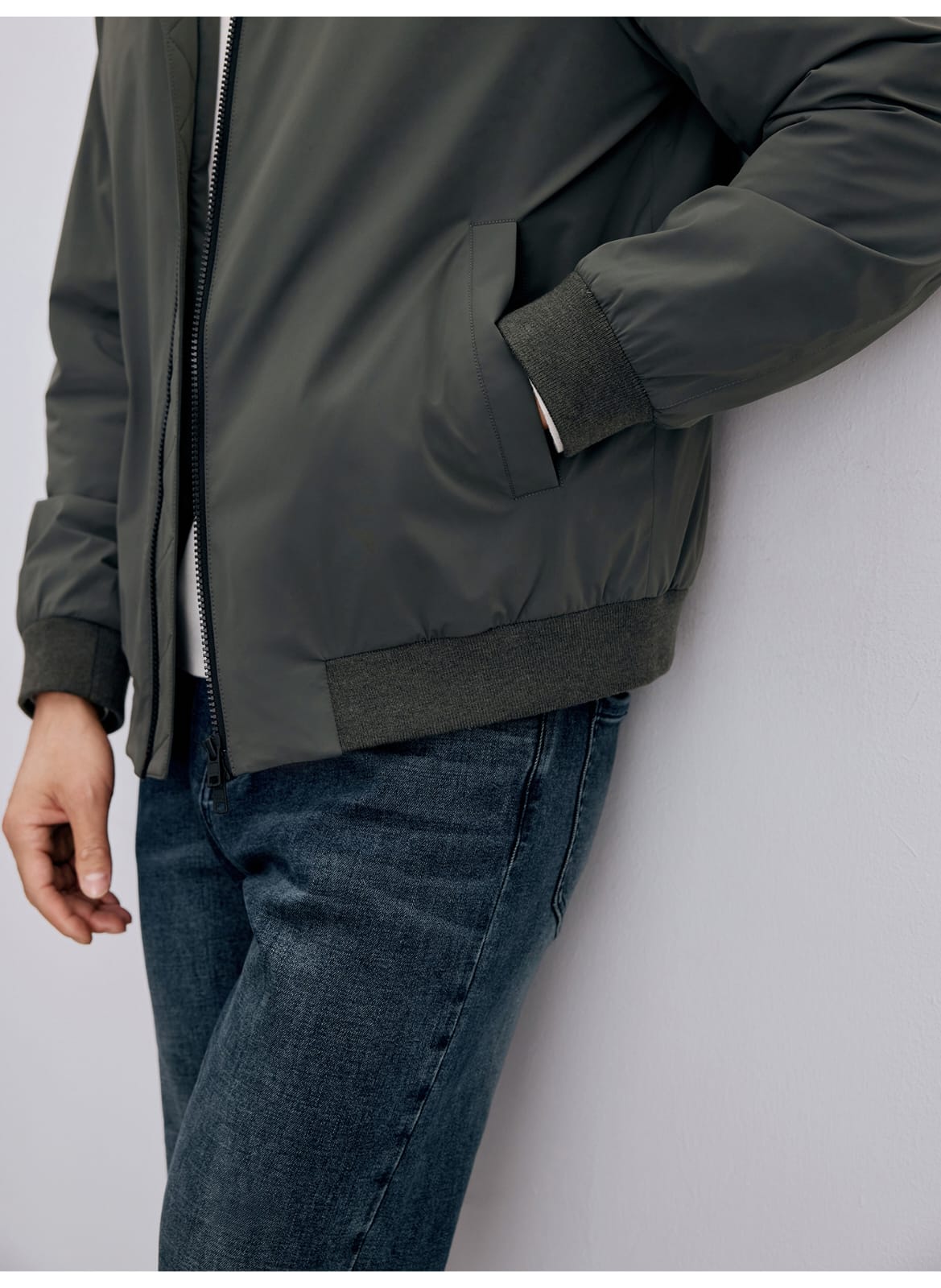 MEN’S LIGHTWEIGHT HIGH-COLLAR BOMBER JACKET CASUAL ZIP-UP OUTERWEAR