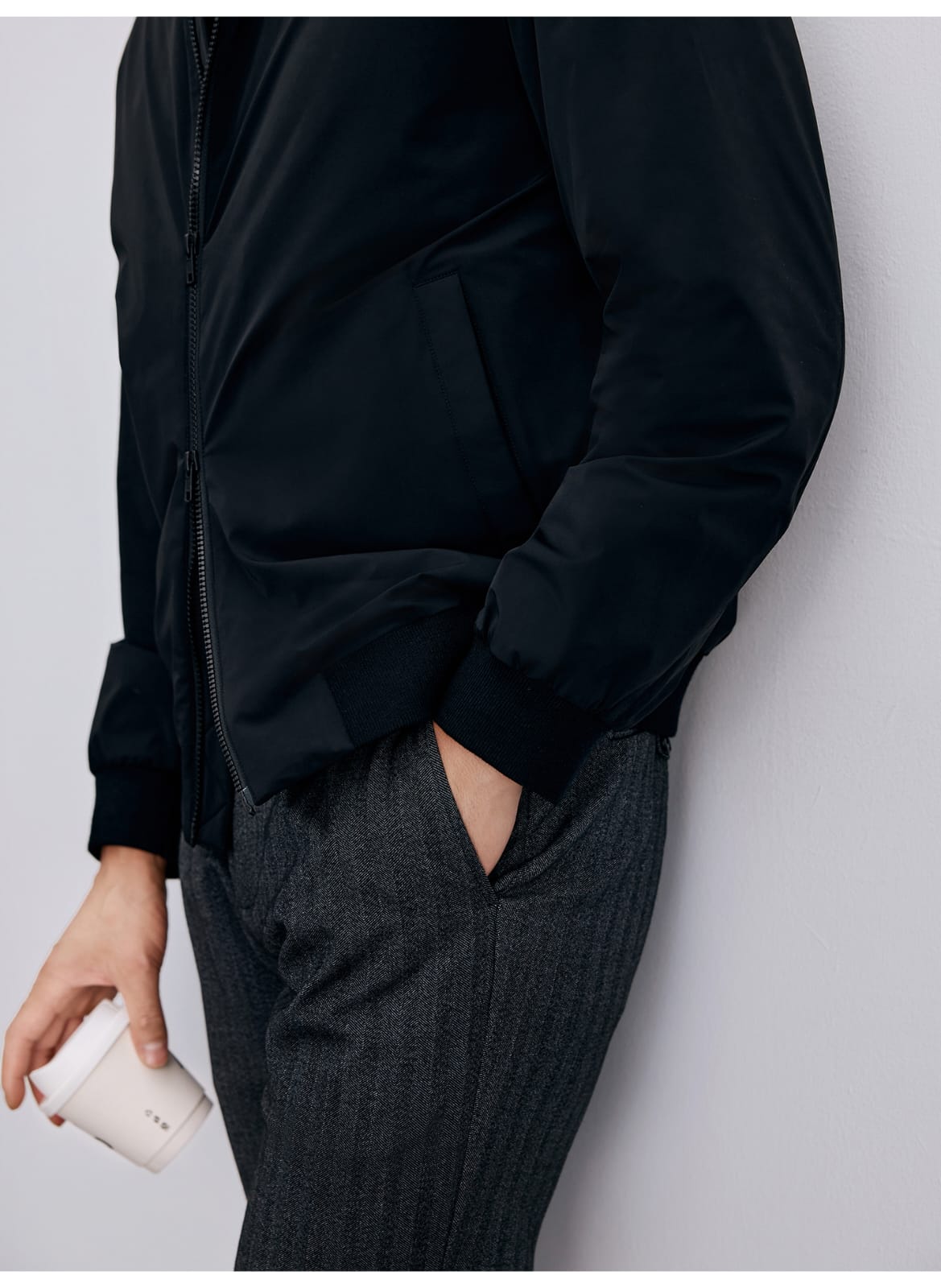MEN’S LIGHTWEIGHT HIGH-COLLAR BOMBER JACKET CASUAL ZIP-UP OUTERWEAR