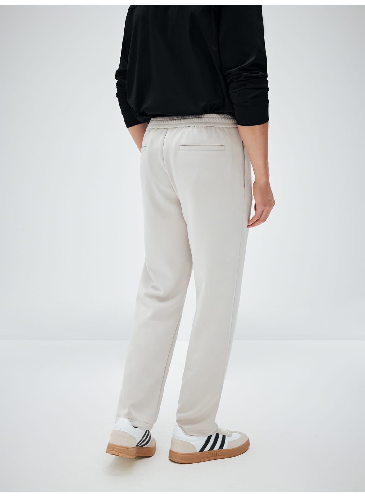 ESSENTIAL EVERYDAY STRAIGHT-LEG  MEN PANTS