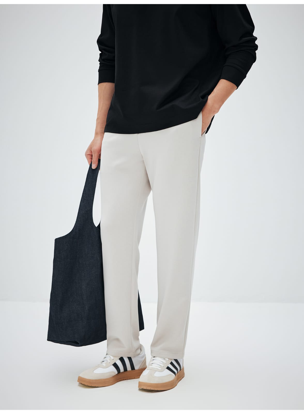 ESSENTIAL EVERYDAY STRAIGHT-LEG  MEN PANTS