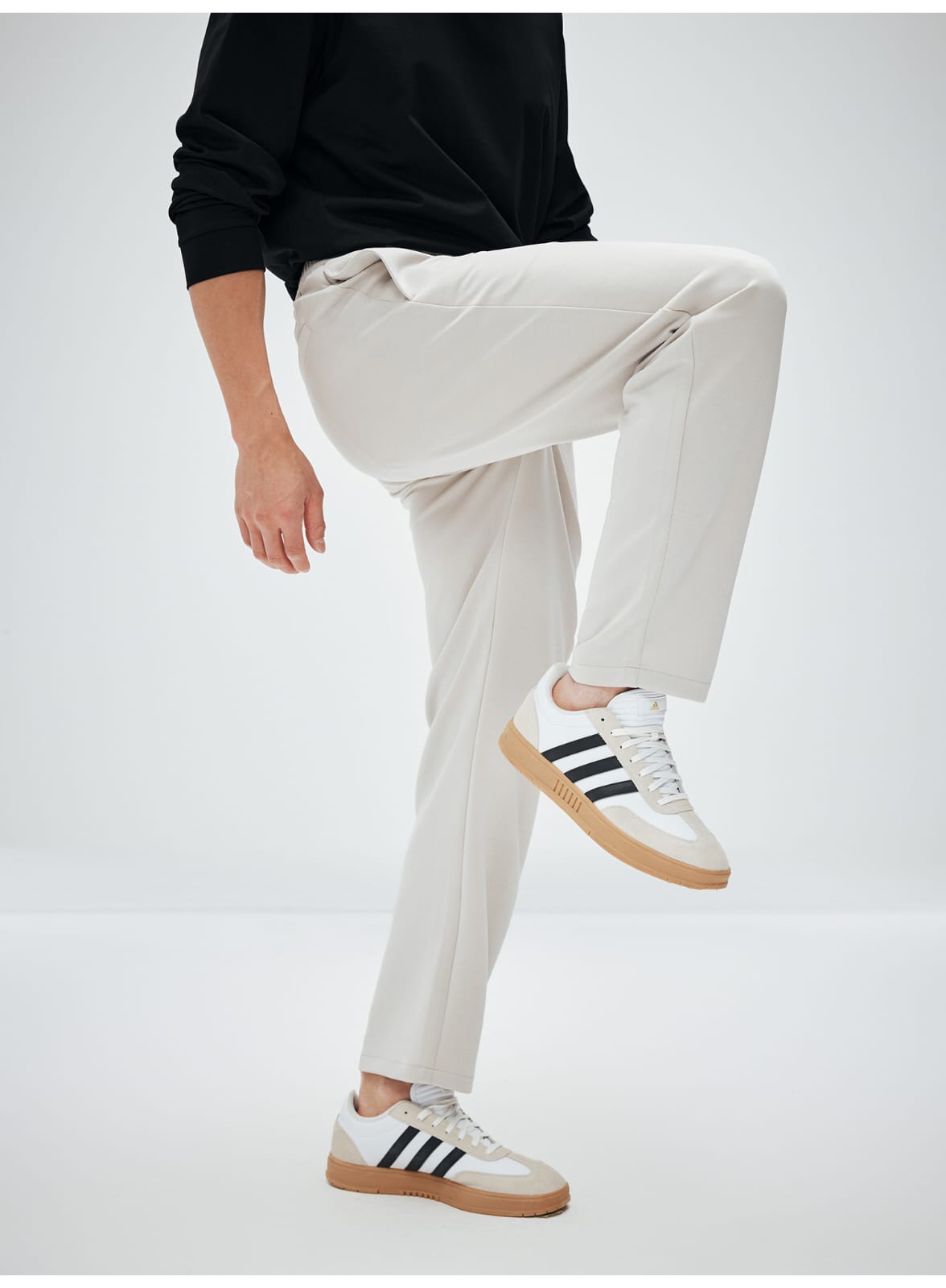 ESSENTIAL EVERYDAY STRAIGHT-LEG  MEN PANTS