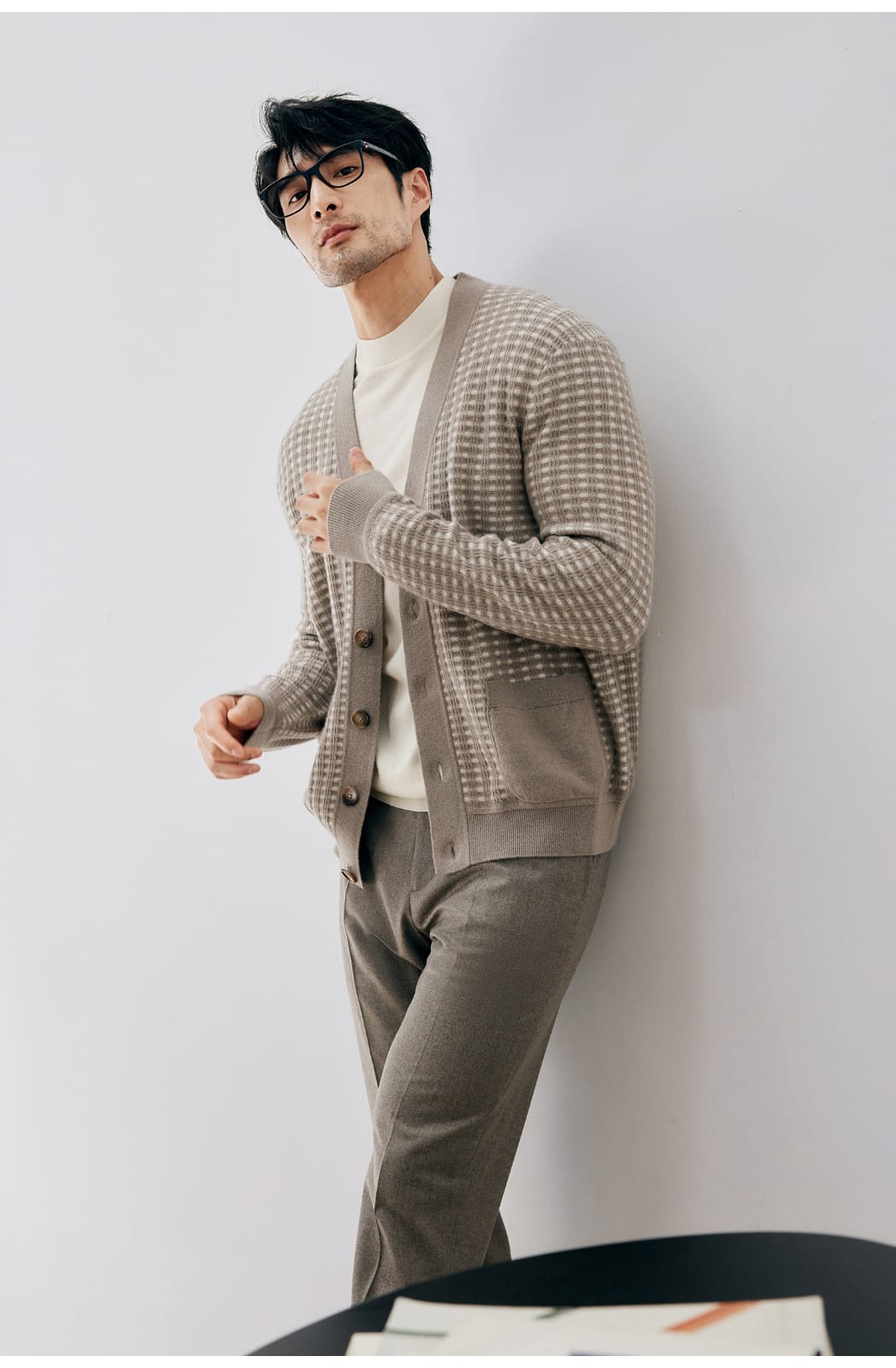 ELEGANT CHECKERED WOOL KNIT LIGHT BROWN CARDIGAN