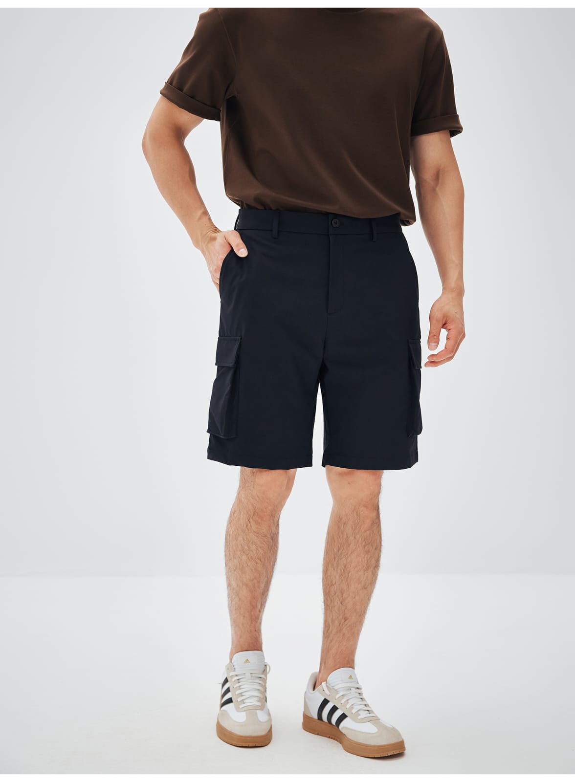 URBAN FUNCTION LIGHTWEIGHT MOISTURE ABSORPTION WORKWEAR STYLE SHORTS