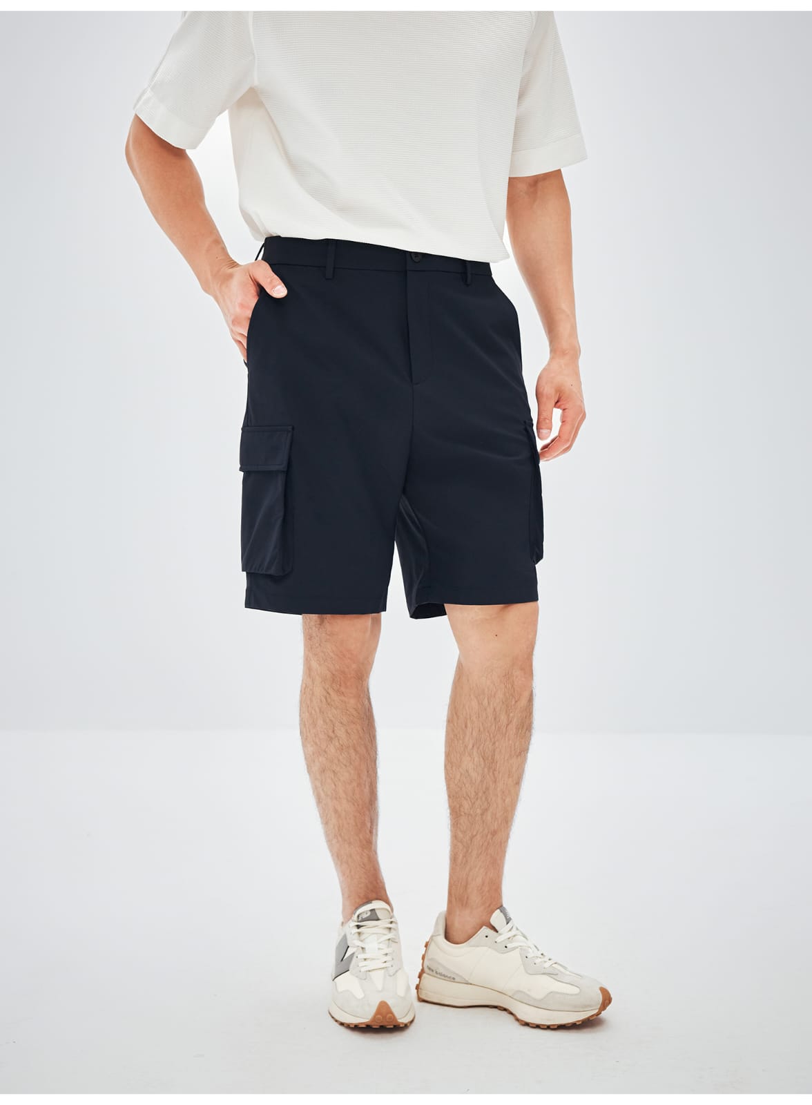 URBAN FUNCTION LIGHTWEIGHT MOISTURE ABSORPTION WORKWEAR STYLE SHORTS