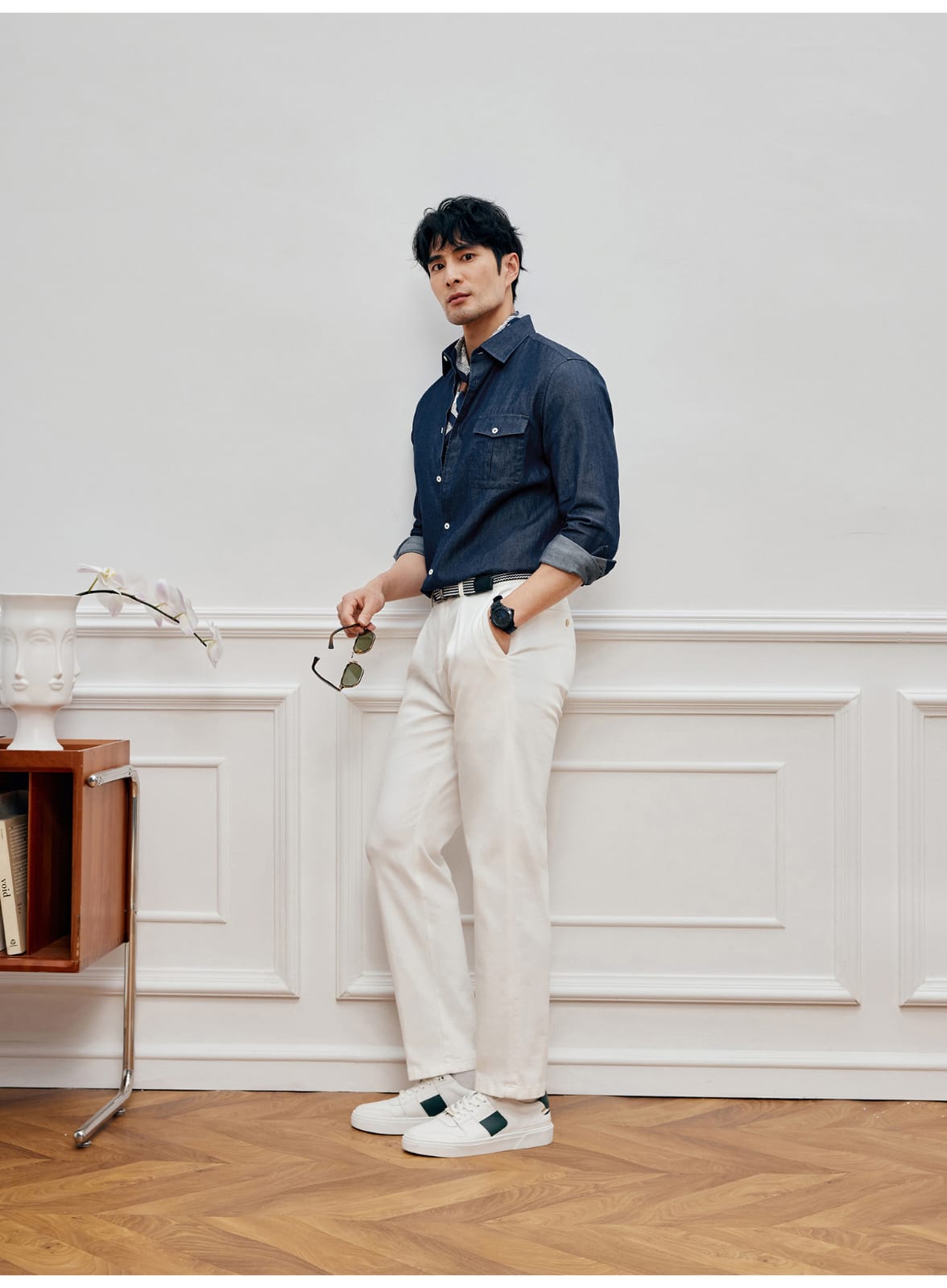 EASY CARE WHITE PLEATED STRAIGHT SPRING SUMMER ANTI-FOULING FABRIC PANTS