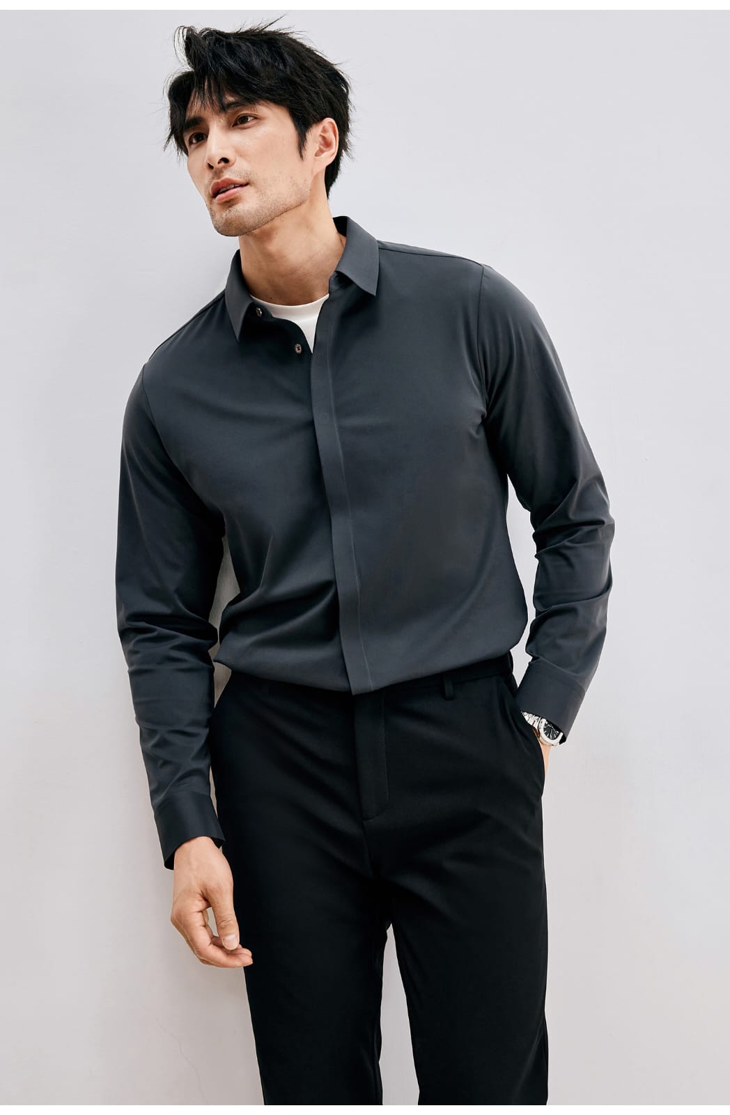 ANTI-WRINKLE SEAMLESS FITTING BUSINESS GENTLEMAN LONG SLEEVE SHIRT