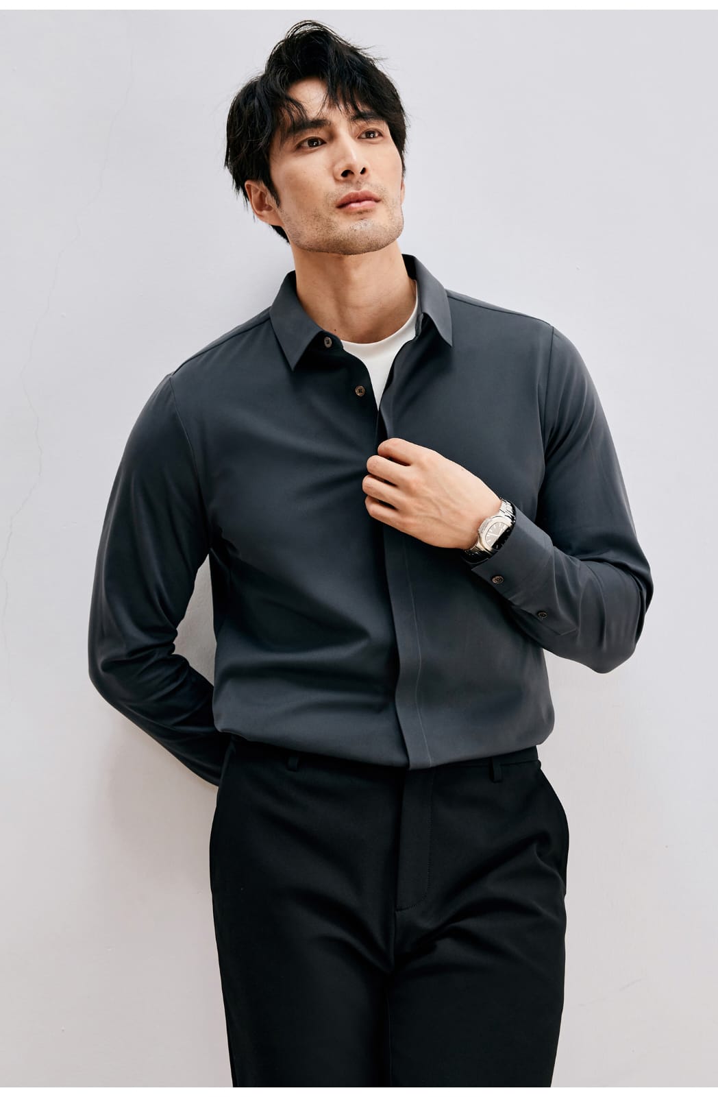 ANTI-WRINKLE SEAMLESS FITTING BUSINESS GENTLEMAN LONG SLEEVE SHIRT
