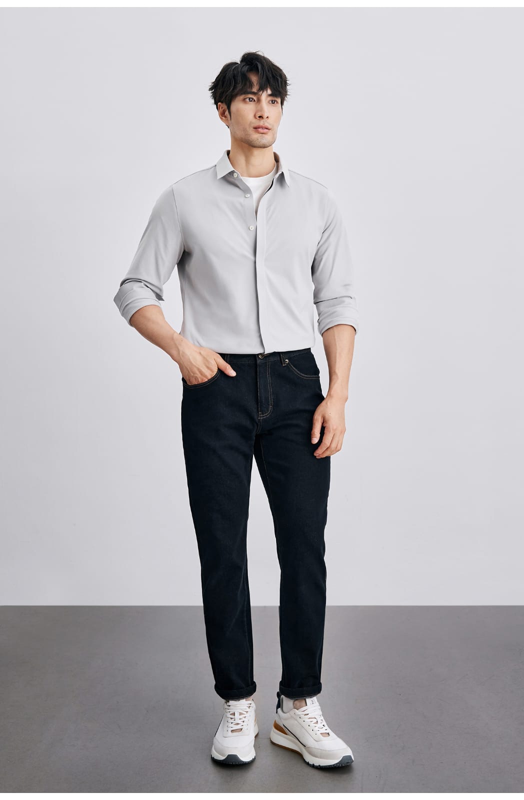 ANTI-WRINKLE SEAMLESS FITTING BUSINESS GENTLEMAN LONG SLEEVE SHIRT