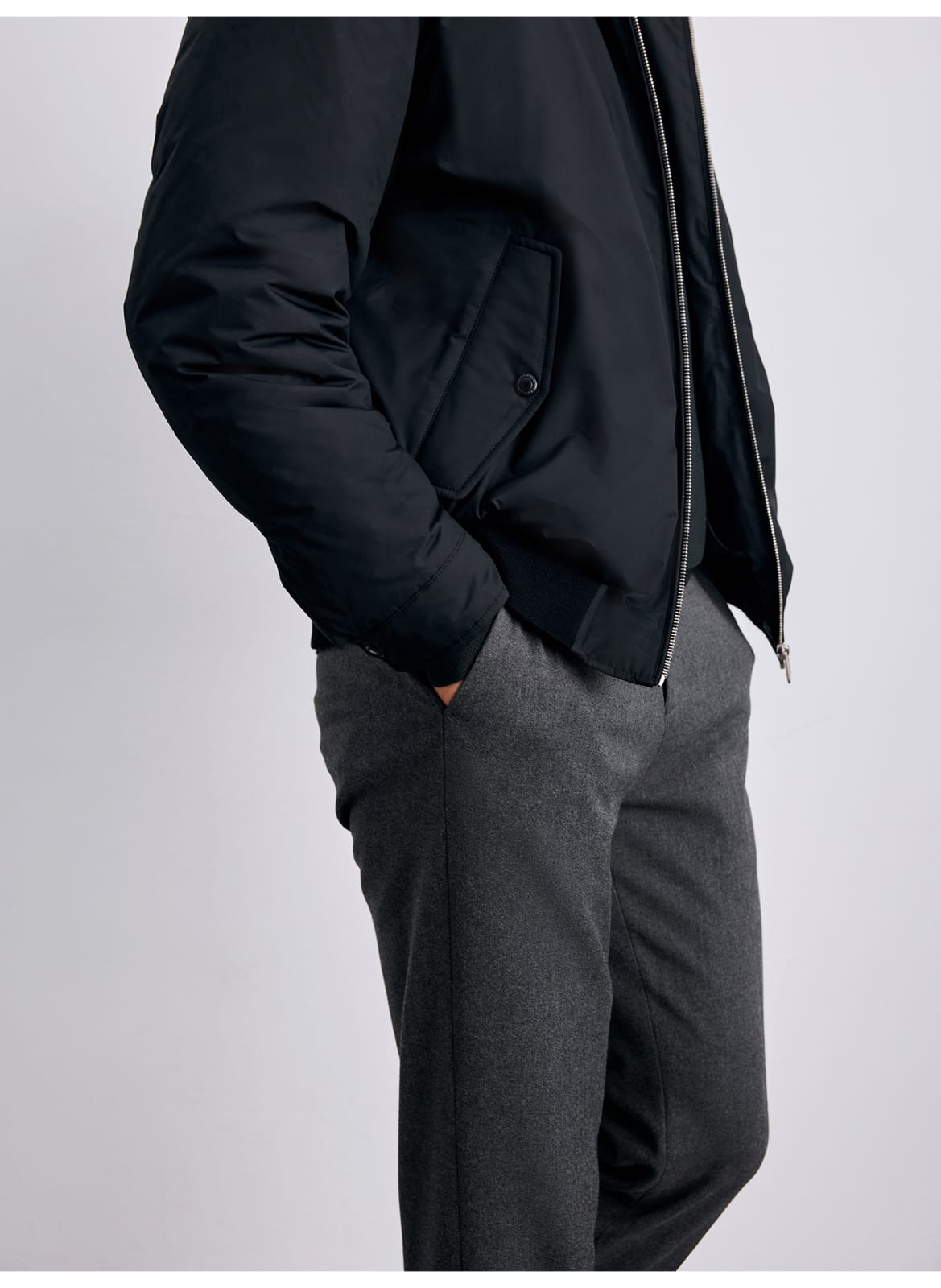 PREMIUM REVERSIBLE LIGHTWEIGHT DUAL-TONE BOMBER JACKET