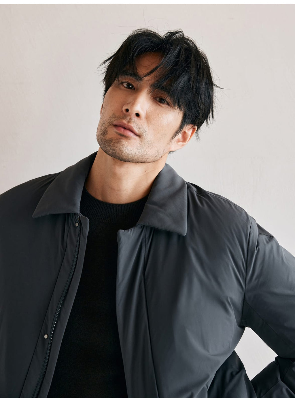 MODERN MINIMALIST LIGHTWEIGHT PADDED GRAY JACKET