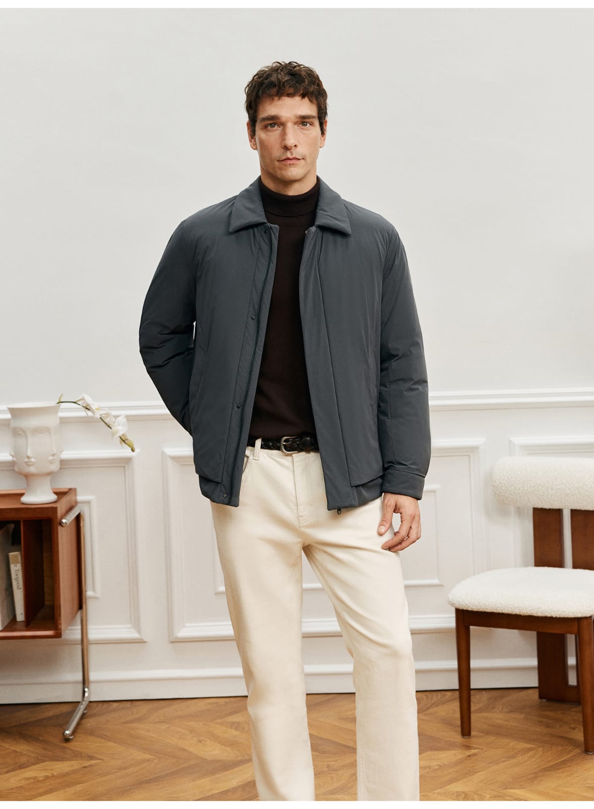 MODERN MINIMALIST LIGHTWEIGHT PADDED GRAY JACKET
