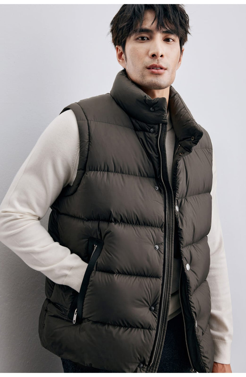 CLASSIC QUILTED DOWN PUFFER VEST