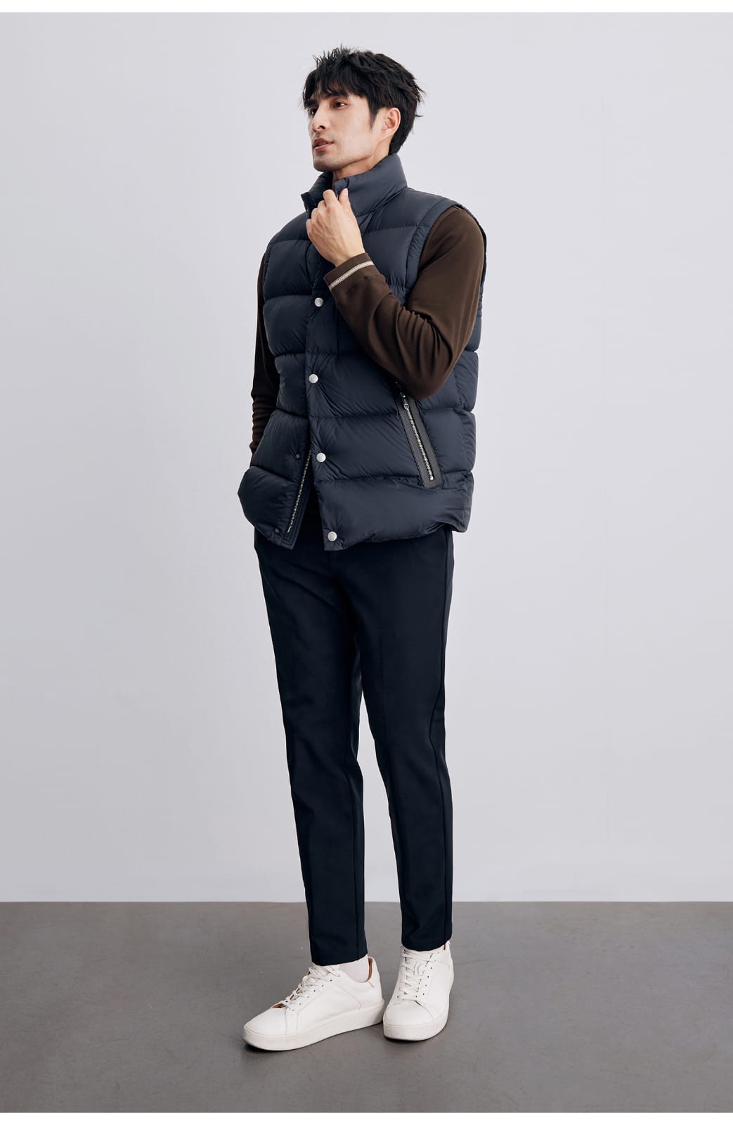 CLASSIC QUILTED DOWN PUFFER VEST