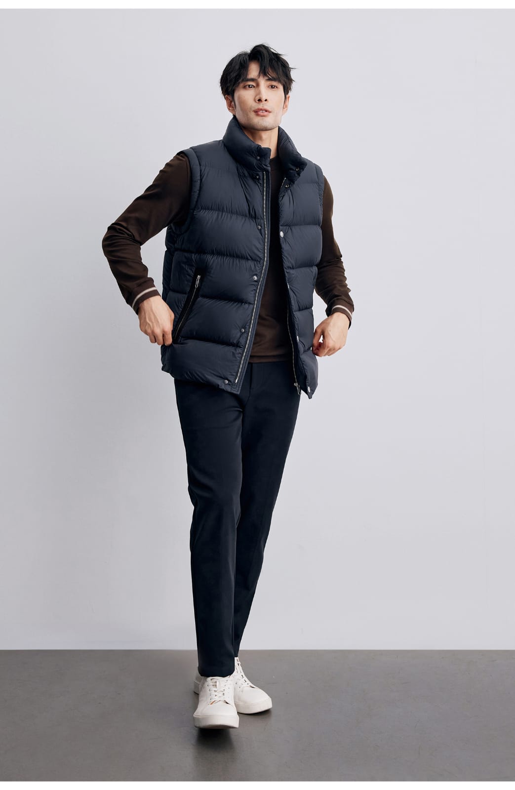 CLASSIC QUILTED DOWN PUFFER VEST