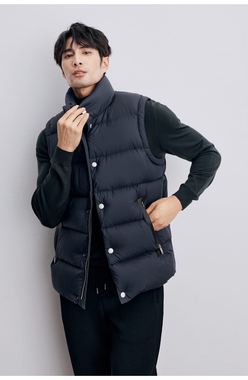 CLASSIC QUILTED DOWN PUFFER VEST