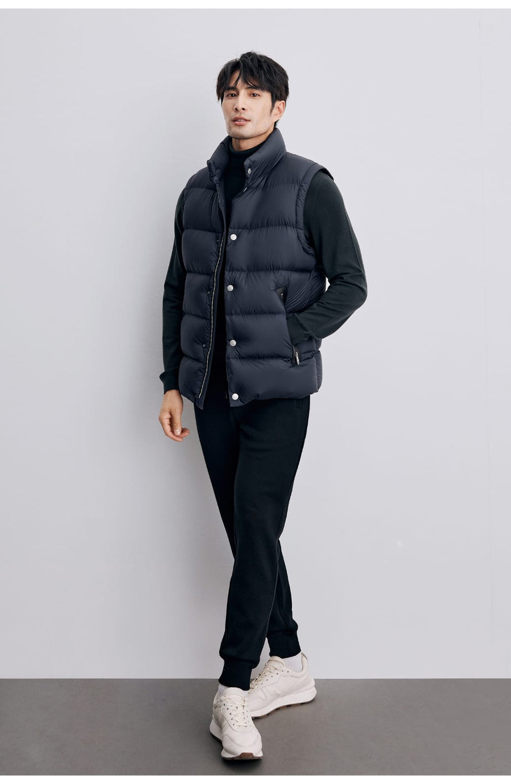 CLASSIC QUILTED DOWN PUFFER VEST