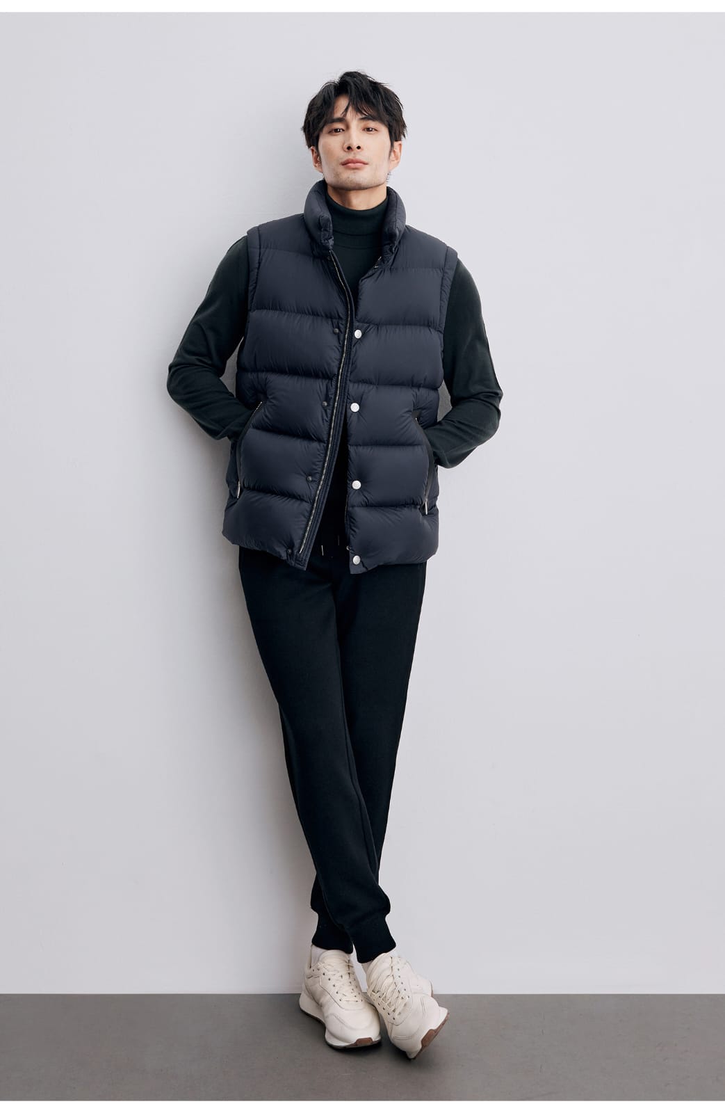 CLASSIC QUILTED DOWN PUFFER VEST
