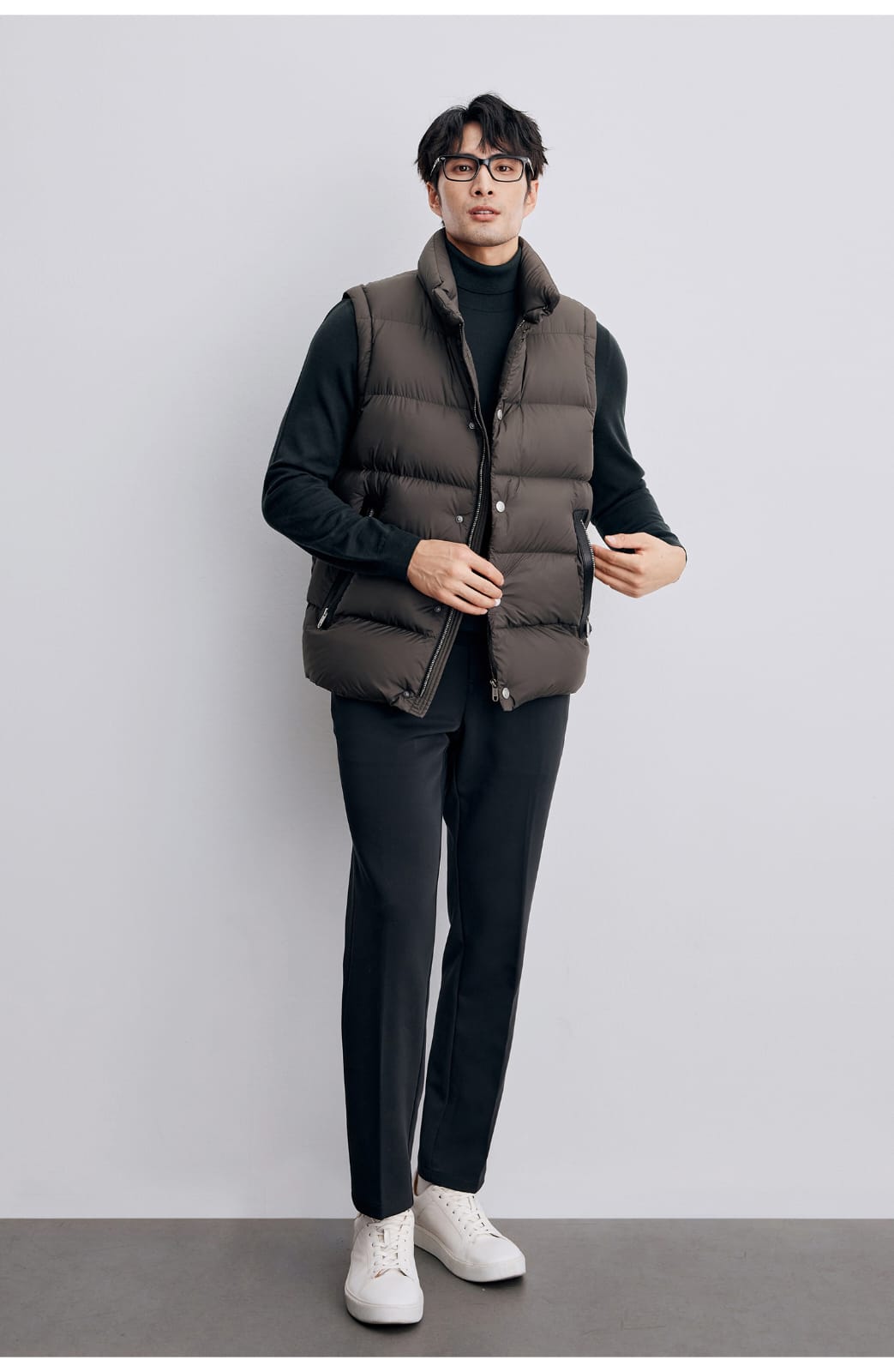 CLASSIC QUILTED DOWN PUFFER VEST
