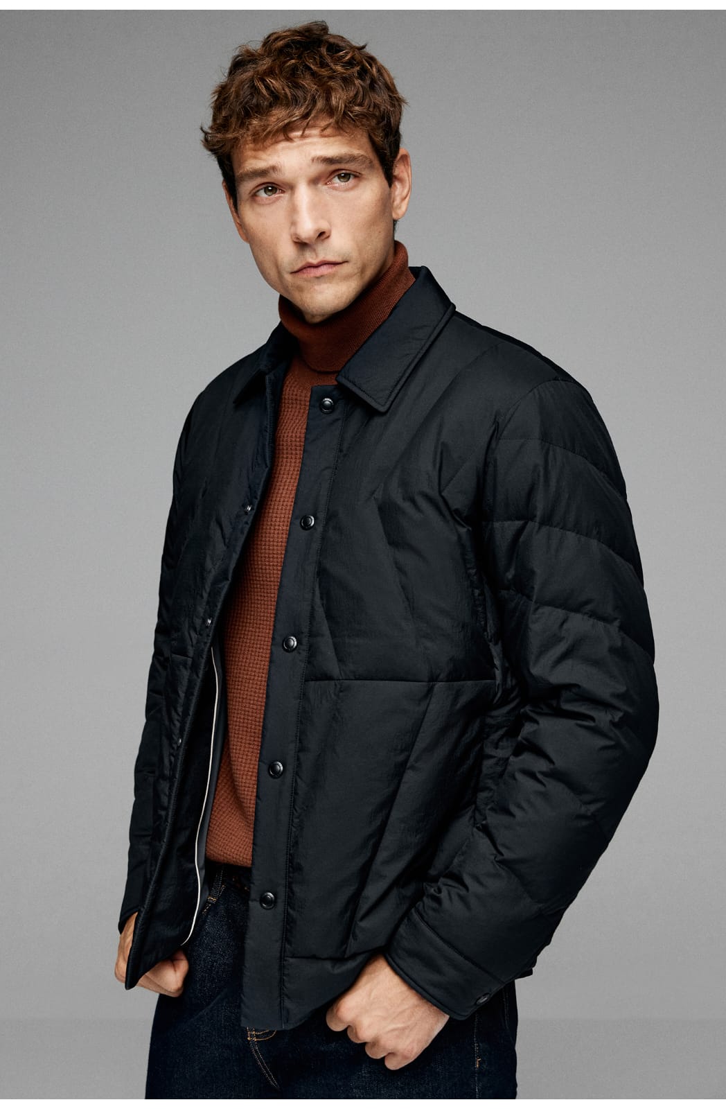 CLASSIC QUILTED LIGHTWEIGHT TURTLENECK LAYER STYLING JACKET