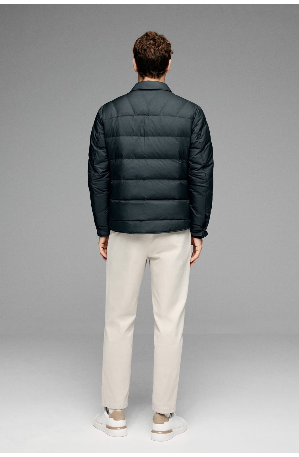 CLASSIC QUILTED LIGHTWEIGHT TURTLENECK LAYER STYLING JACKET
