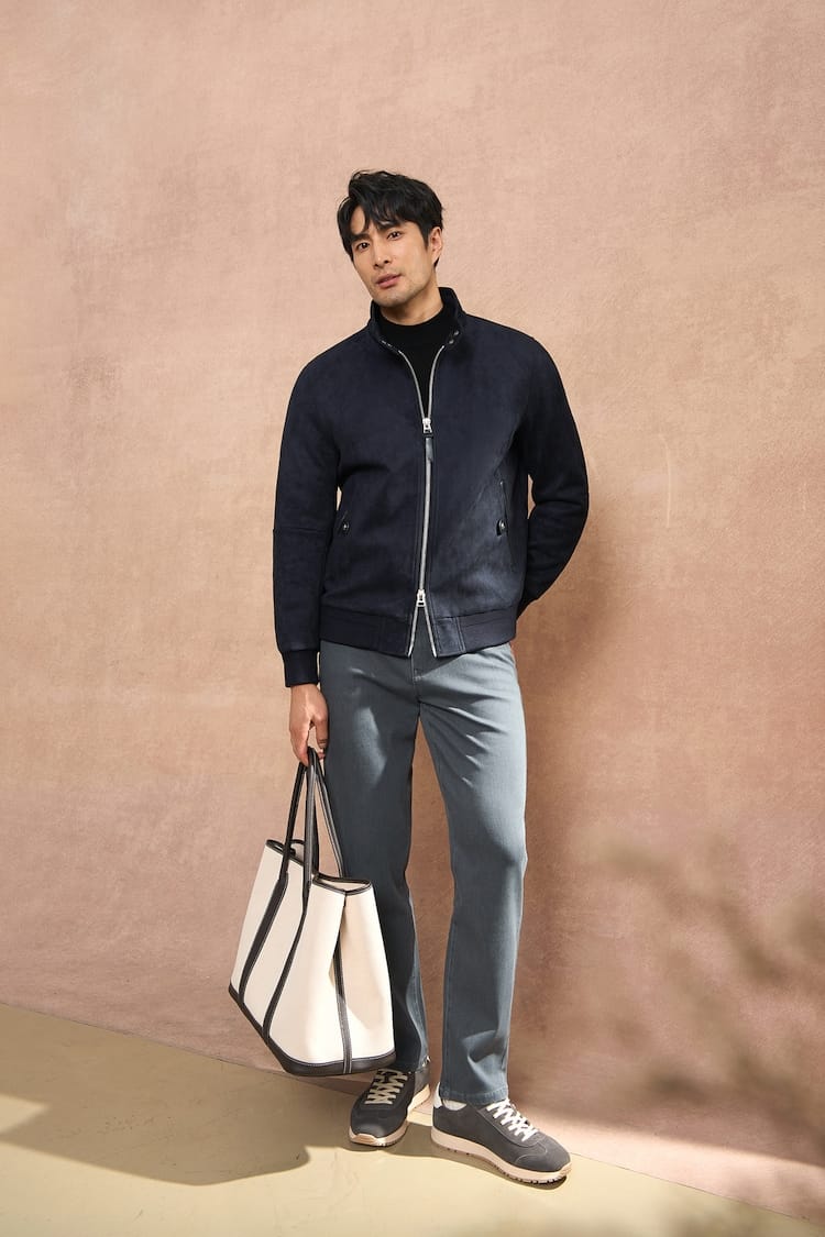 PREMIUM COLLAR & ZIP CLOSURE FAUX SUEDE BOMBER JACKET