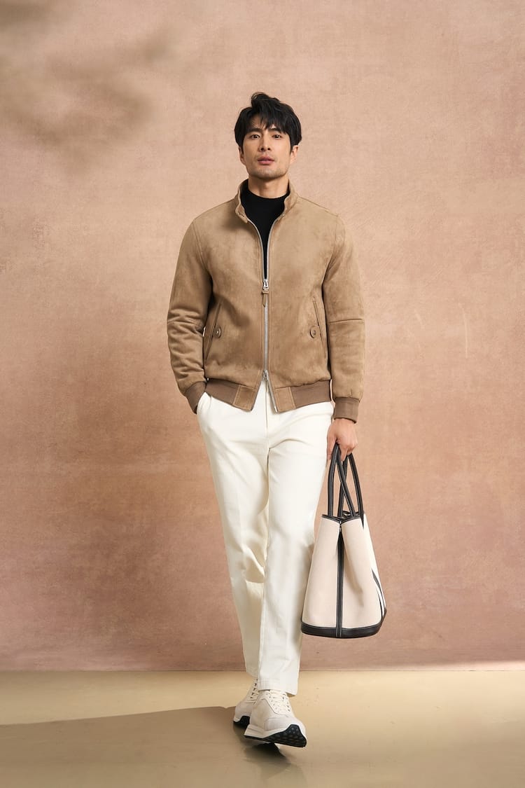 PREMIUM COLLAR & ZIP CLOSURE FAUX SUEDE BOMBER JACKET