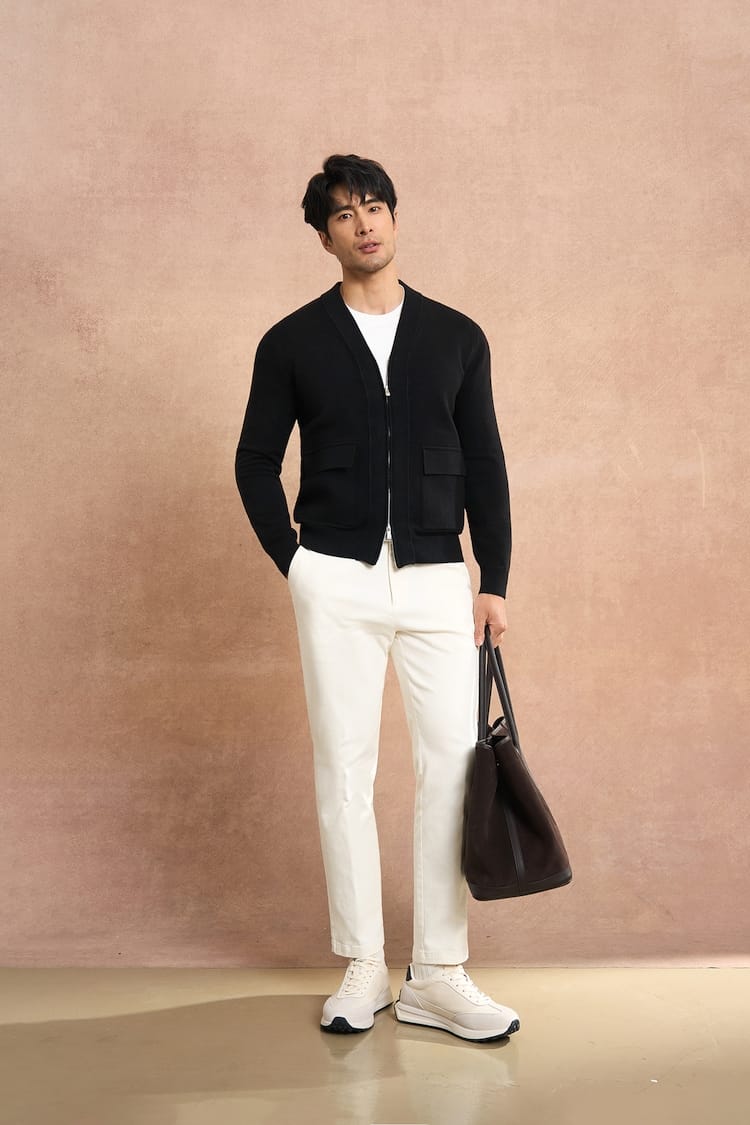 MINIMALIST FULL ZIP KNIT BLACK CARDIGAN